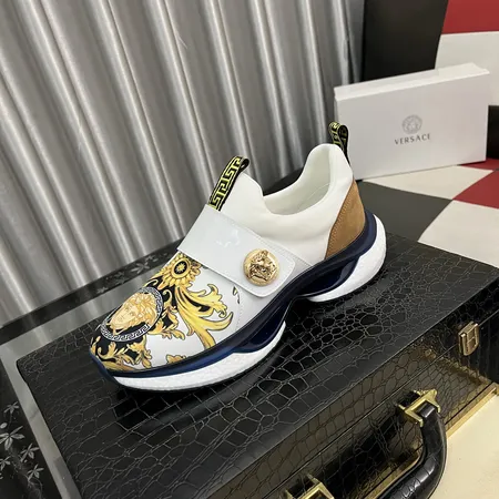 ヴェルサーチ カジュアルシューズ