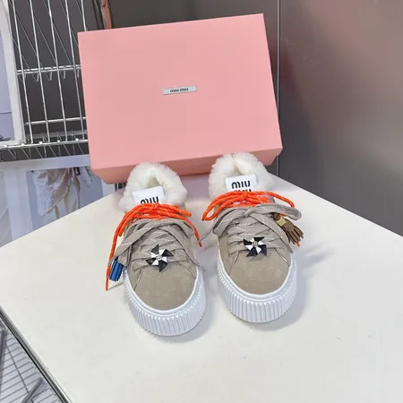 ミュウミュウ カジュアルシューズ
