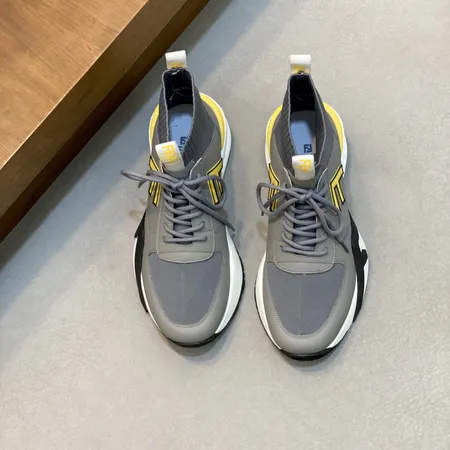 フェンディ スニーカー