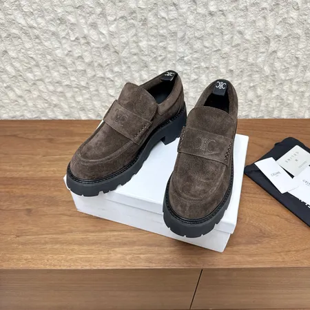 セリーヌ カジュアルシューズ