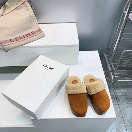セリーヌ スリッパ