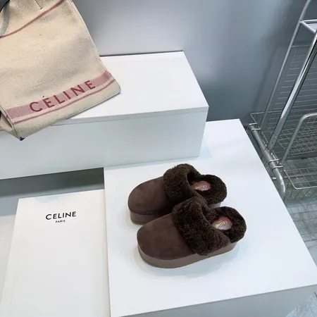 セリーヌ スリッパ