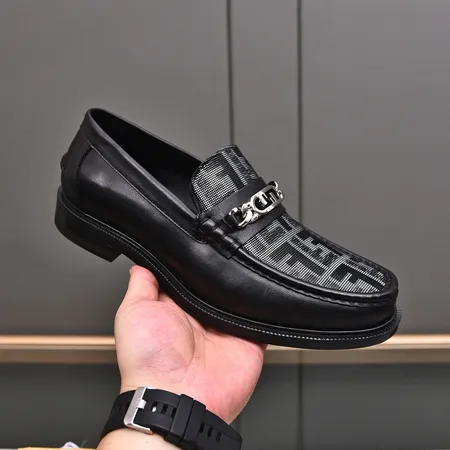 フェンディ ビジネスシューズ