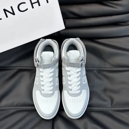 ジバンシィ カジュアルシューズ