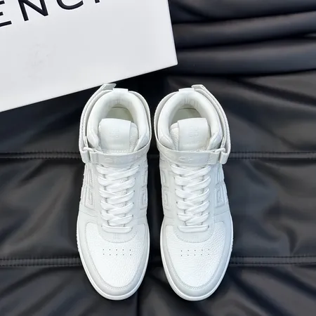 ジバンシィ カジュアルシューズ