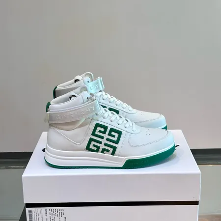 ジバンシィ カジュアルシューズ