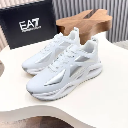 アルマーニ カジュアルシューズ