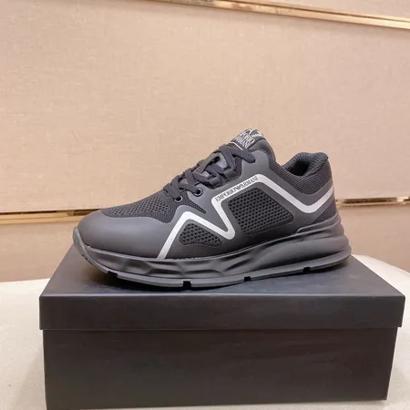 アルマーニ カジュアルシューズ