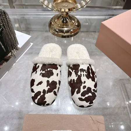 ミュウミュウ スリッパ