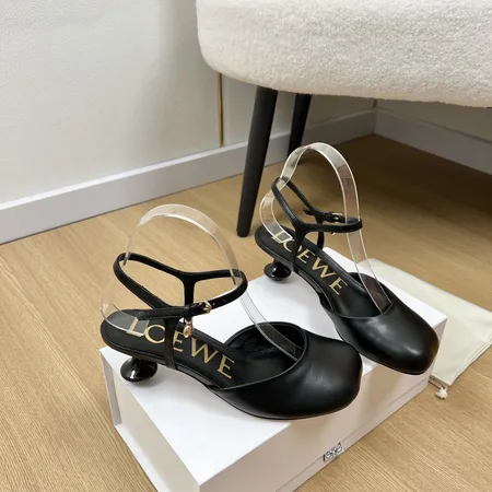 ロエベ サンダル