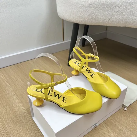 ロエベ サンダル