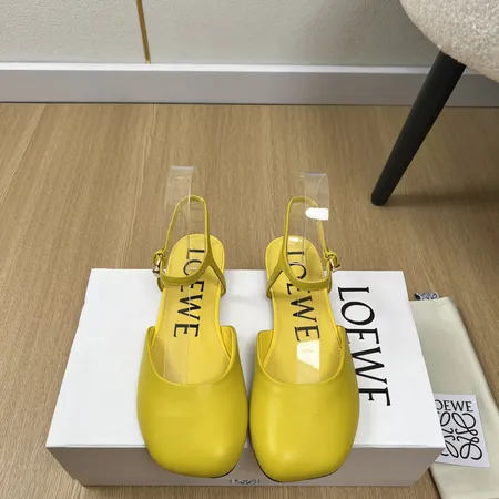 ロエベ サンダル