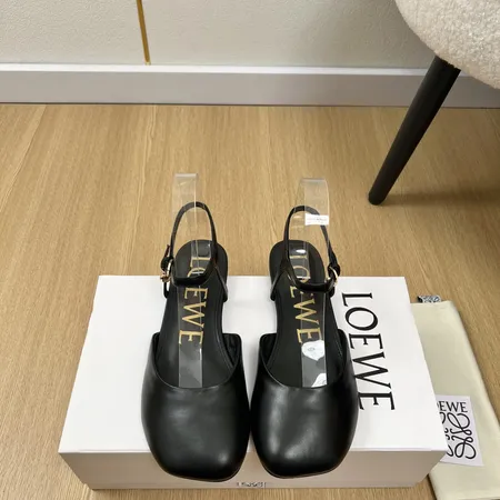 ロエベ サンダル