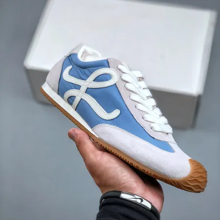 ロエベ カジュアルシューズ