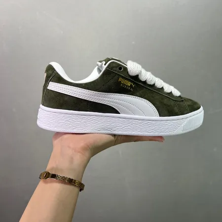 プーマ カジュアルシューズ