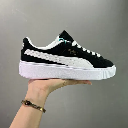 プーマ カジュアルシューズ