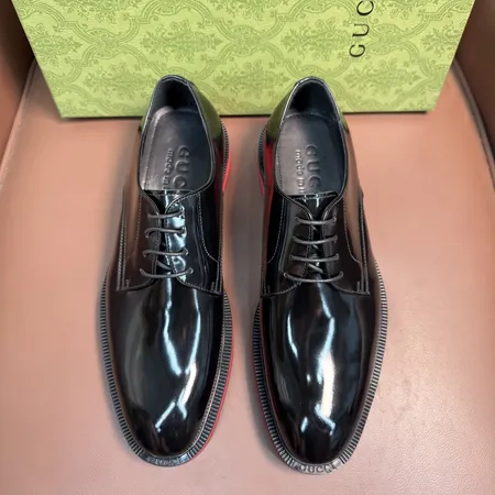 グッチ ビジネスシューズ