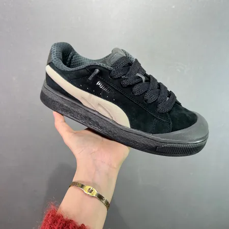 プーマ カジュアルシューズ