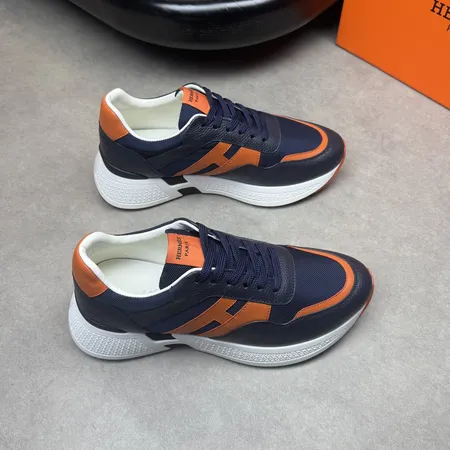 エルメス スニーカー