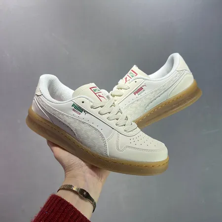 プーマ カジュアルシューズ