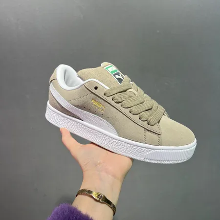 プーマ カジュアルシューズ