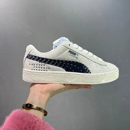 プーマ カジュアルシューズ