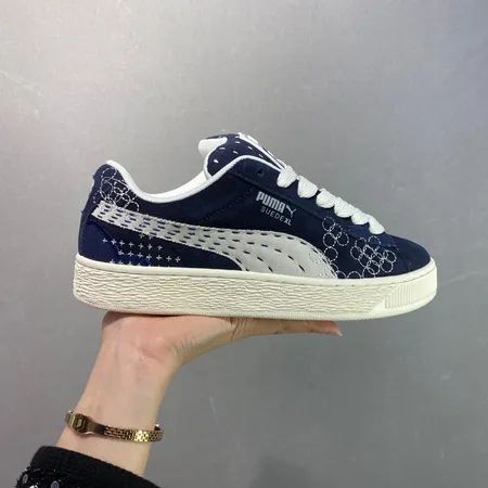 プーマ カジュアルシューズ