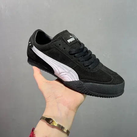 プーマ カジュアルシューズ