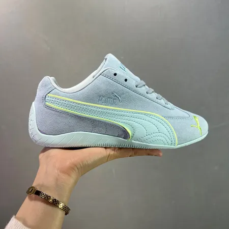 プーマ カジュアルシューズ