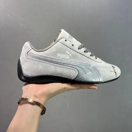 プーマ カジュアルシューズ