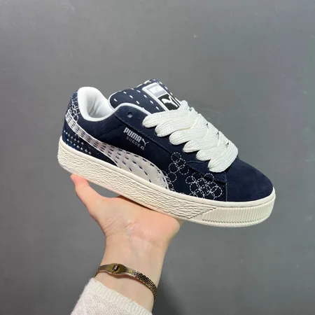 プーマ カジュアルシューズ