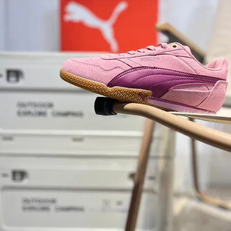 プーマ カジュアルシューズ