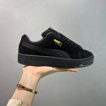 プーマ カジュアルシューズ