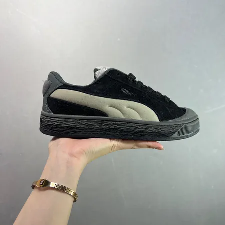 プーマ カジュアルシューズ