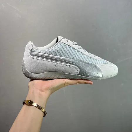 プーマ カジュアルシューズ