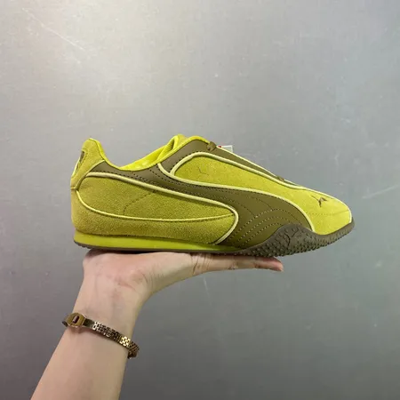 プーマ カジュアルシューズ