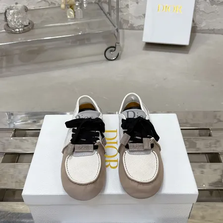 ディオール カジュアルシューズ