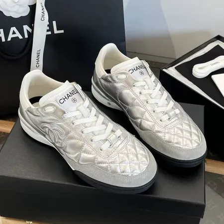 シャネル スニーカー
