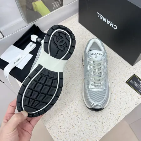 シャネル スニーカー
