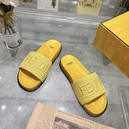 フェンディ スリッパ