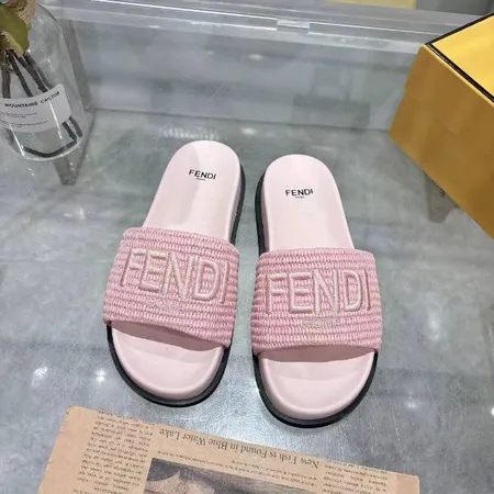 フェンディ スリッパ