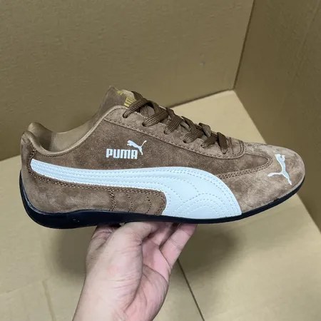 プーマ カジュアルシューズ