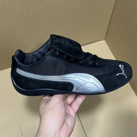 プーマ カジュアルシューズ