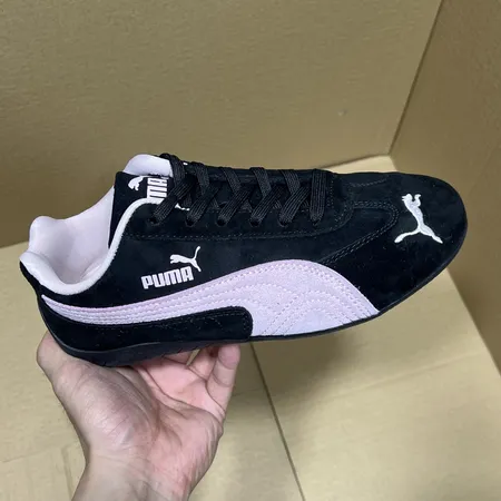 プーマ カジュアルシューズ