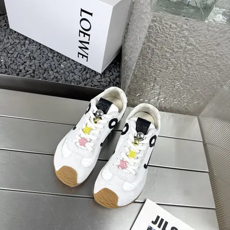 ロエベ カジュアルシューズ