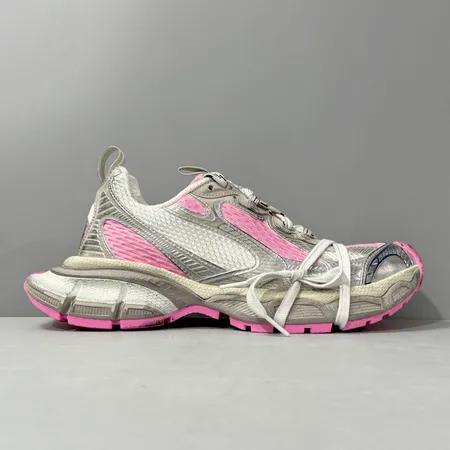 バレンシアガ スニーカー