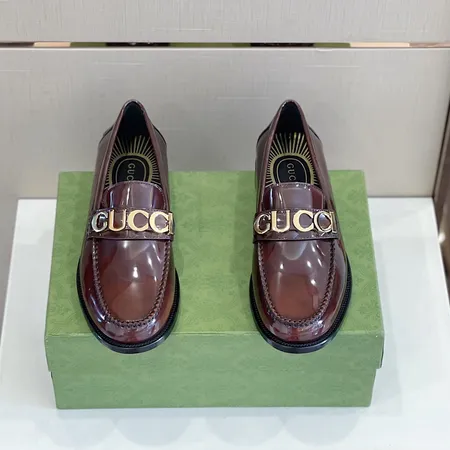 グッチ ビジネスシューズ