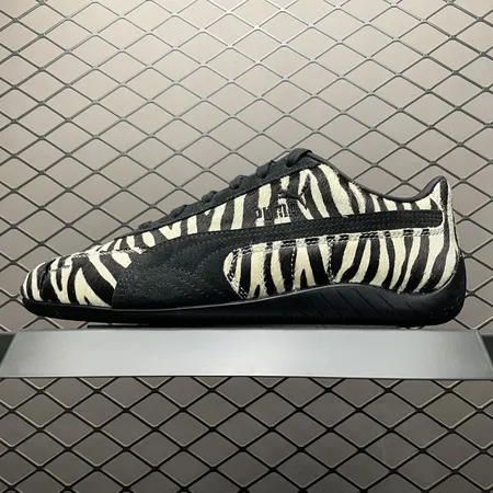 プーマ カジュアルシューズ