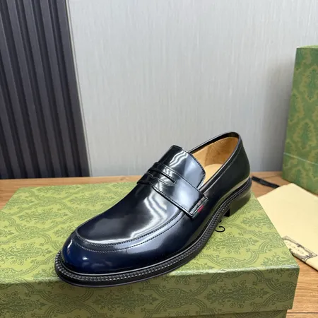 グッチ ビジネスシューズ