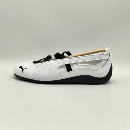 プーマ カジュアルシューズ